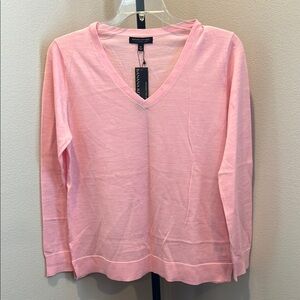 Banana Republic Soft Pink Knit sweater